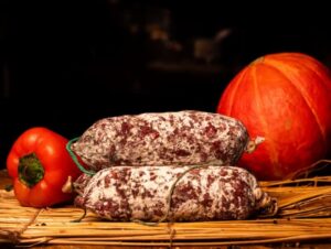 Saucisson de bœuf aux pistaches